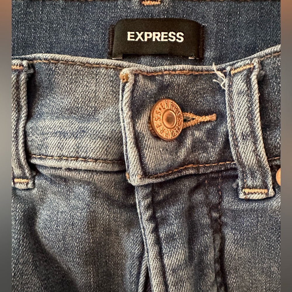 Express Skinny High Rise Jeans. Size 4 Regular